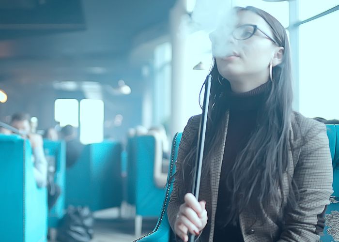 Hookah in the Hospitality Industry: How Restaurants and Bars Are Incorporating It - The Premium Way