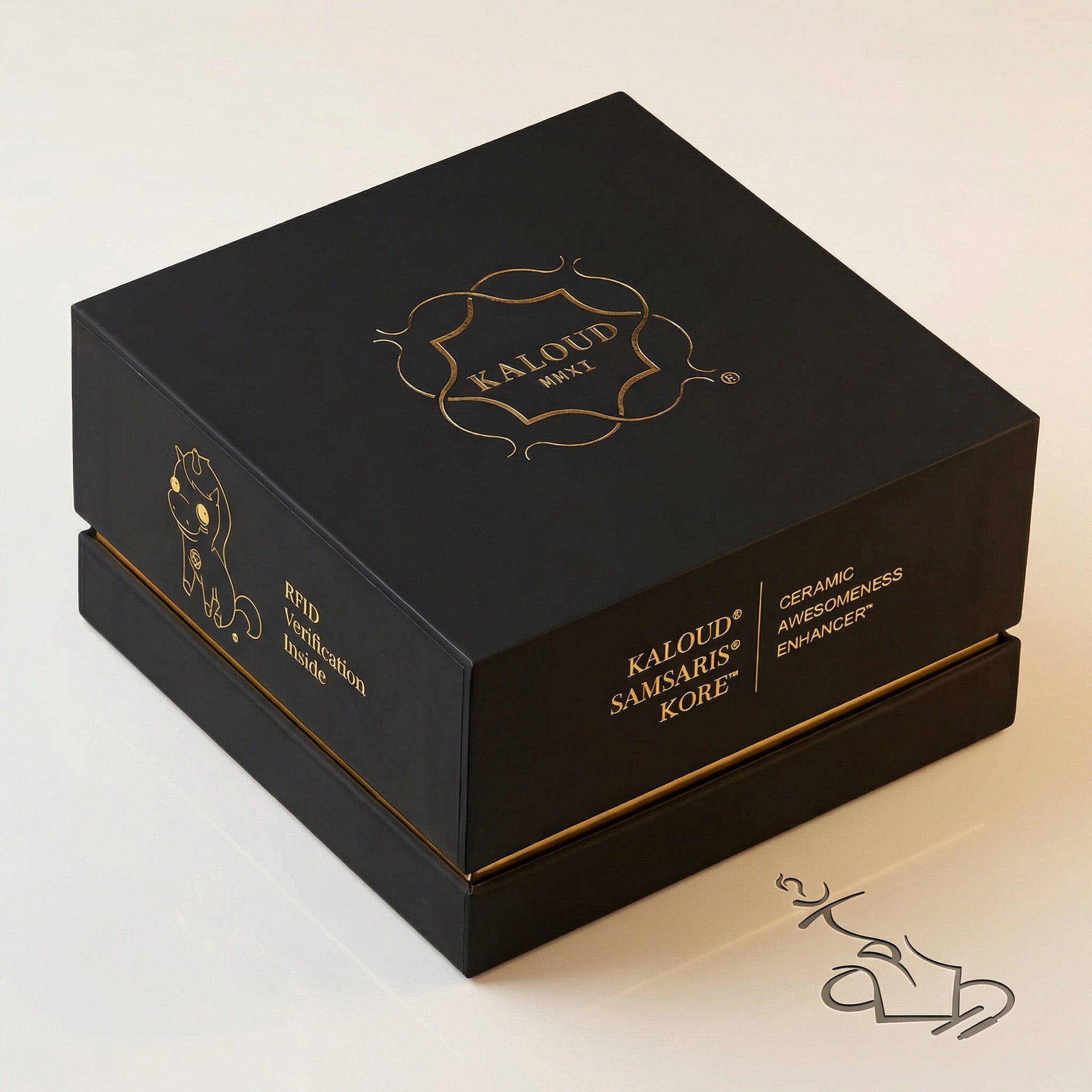 Premium matte black Kaloud Samsaris Kore presentation box with gold foil crest and RFID verification for the Qì Short shisha bowl