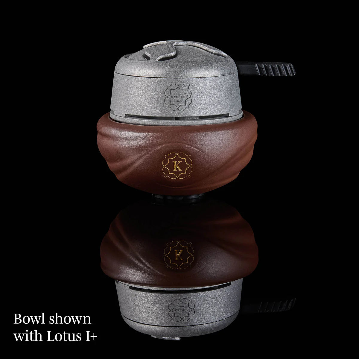 Kaloud Samsaris Kore Qì Short red clay shisha bowl paired with Kaloud Lotus I+ heat management device