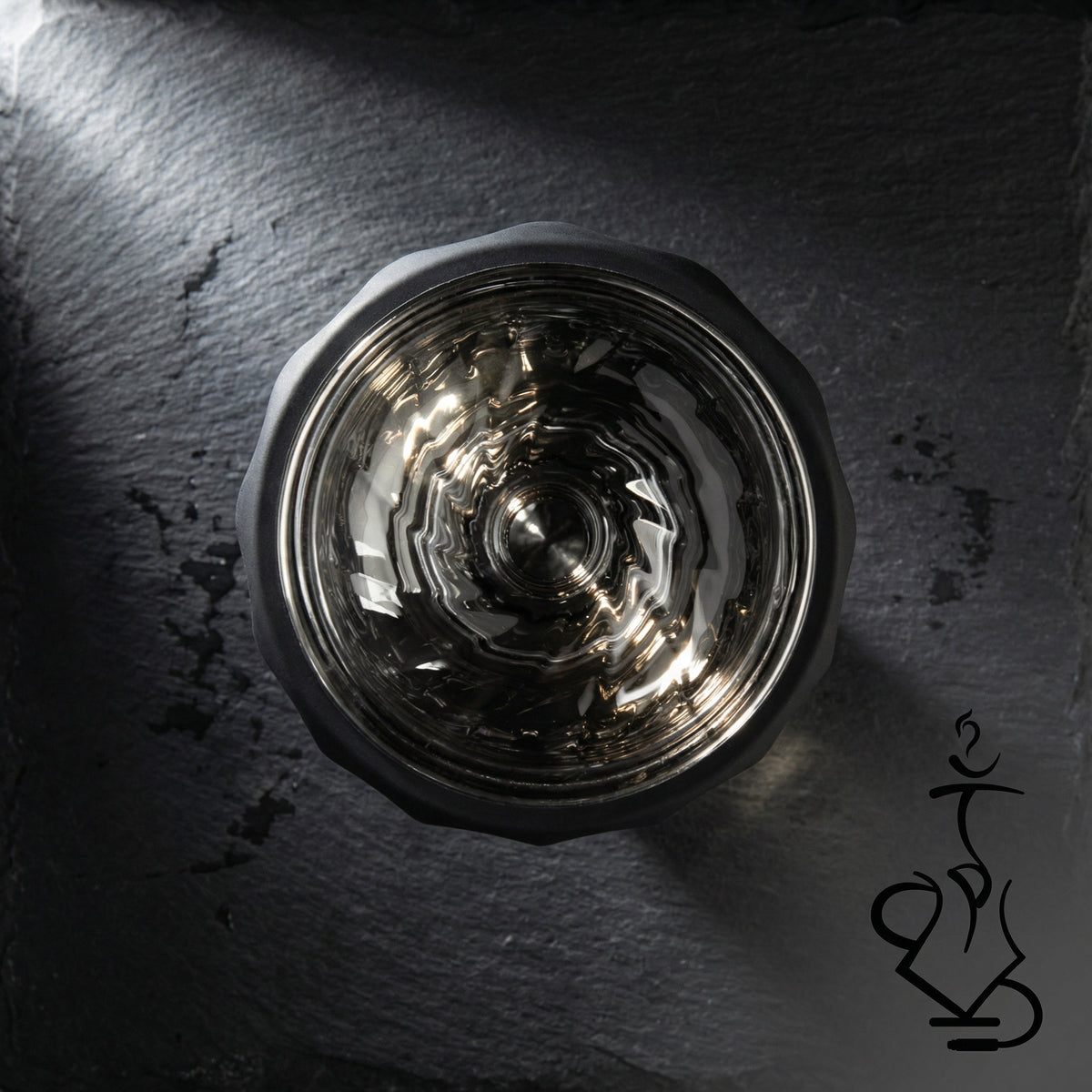 Overhead view of the Kaloud Samsaris Vitria III showing clear borosilicate glass interior with individual flavour chambers and central spire, image 12 of 12