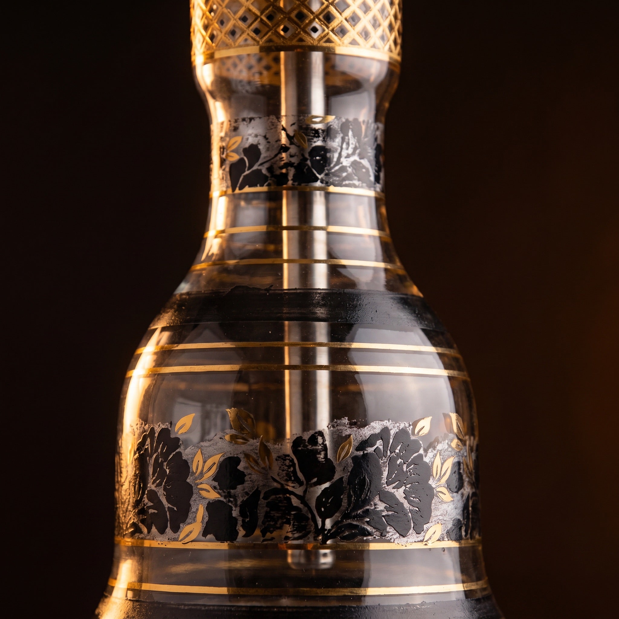 Hand-screened black and gold floral glass base of Khalil Mamoon Ice Sharqawi 2 shisha pipe