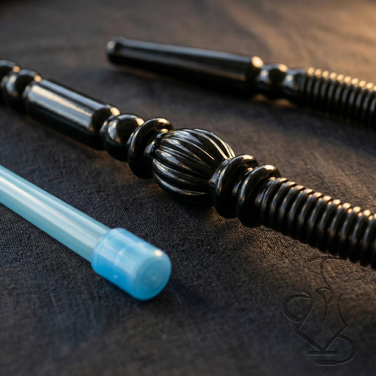 Close-up detail of ShishaDoc disposable hookah hose ornamental handle showing sculpted bulb and beaded grip with mouth tip, image 5 of 10