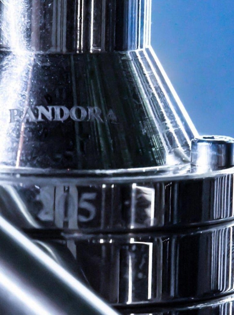 VZ Hookah - VZ Hookah - Pandora Leather - The Premium Way